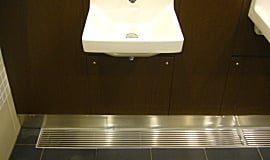 トイレに設置したSUSグレーチング浅型