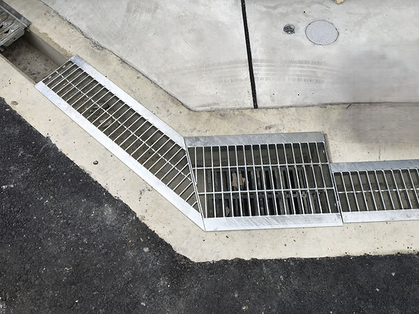 Good Grating U字溝用グレーチングの斜め加工